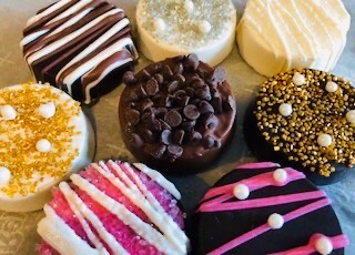 Signature gift trays and assortments
